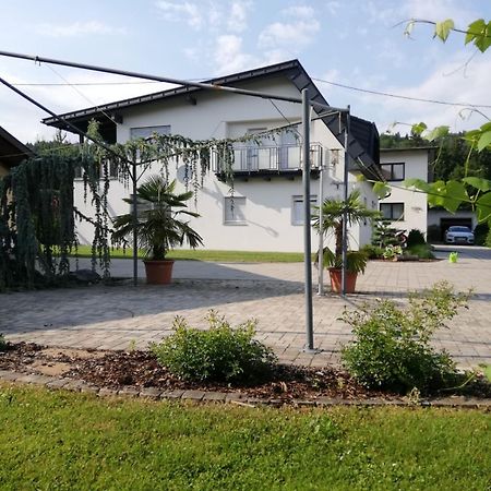 Gemuetliche Wohnung In Velden! Velden am Wörthersee Kültér fotó
