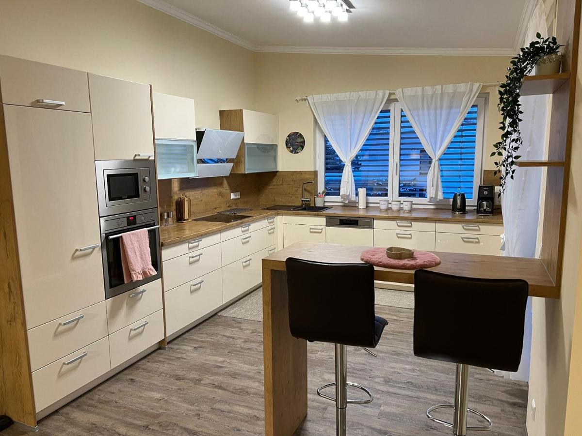 Gemuetliche Wohnung In Velden! Velden am Wörthersee Kültér fotó